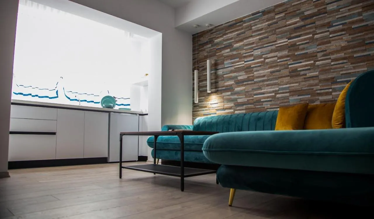Lucas Central Premium Studios Tirana